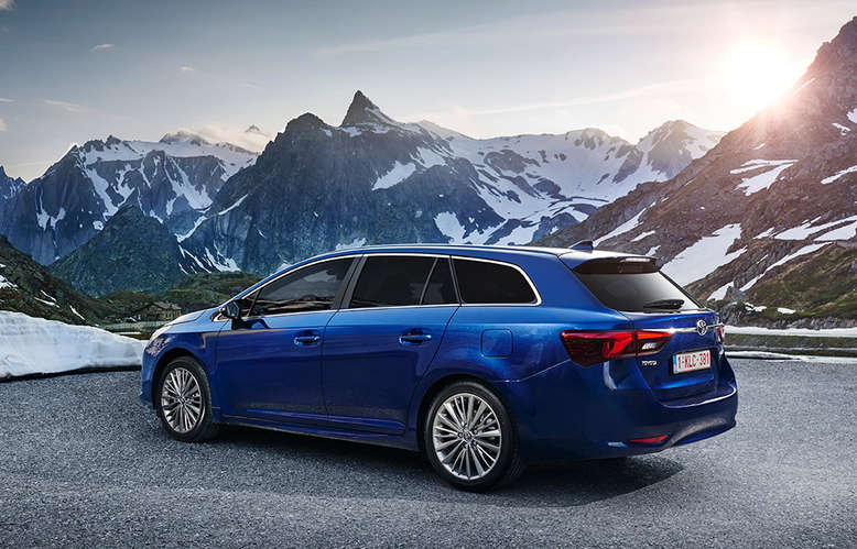 Toyota Avensis Kombi, Seitenansicht, Heck, 2015, Foto: Toyota