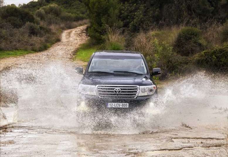 Toyota Land Cruiser V8, 2012, Foto: Toyota