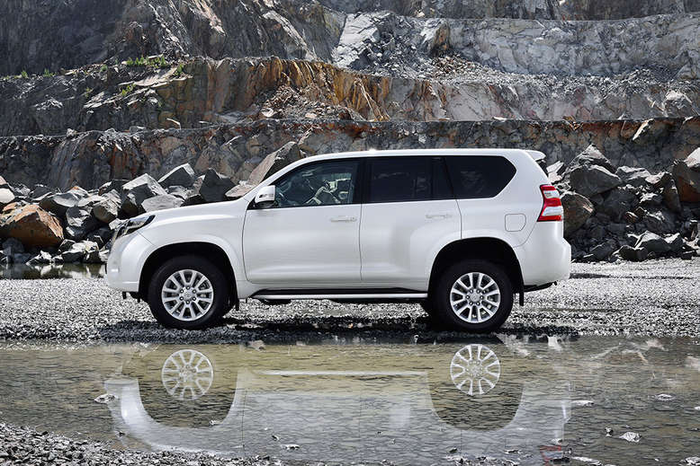 Toyota Land Cruiser, Seitenansicht, 2014, Foto: Toyota