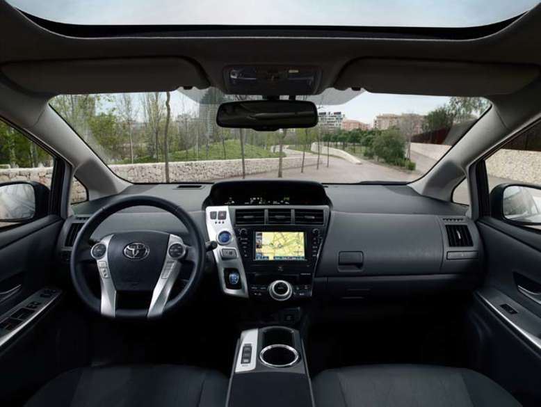 Toyota Prius Plus, Innenraum / Cockpit, 2011, Foto: Toyota