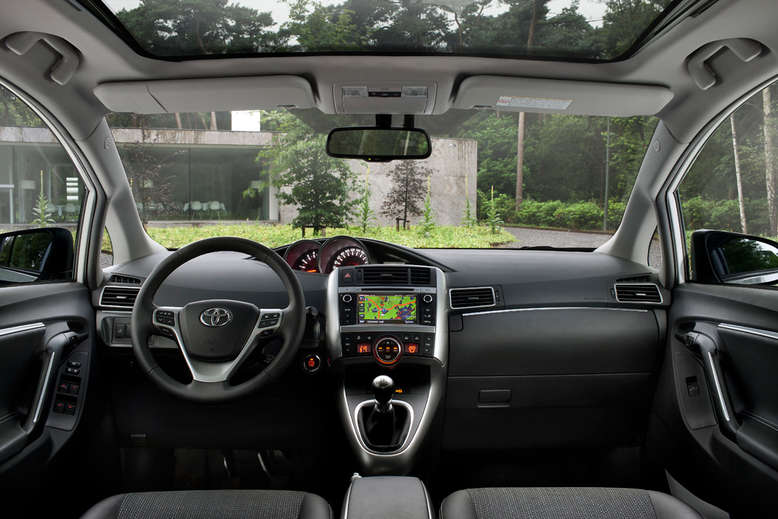 Toyota Verso, Innenansicht / Cockpit, 2013, Foto: Toyota