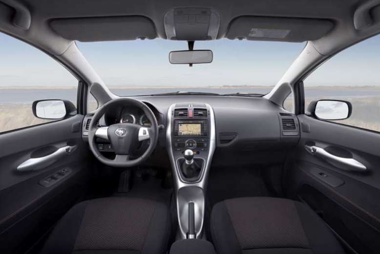 Toyota Auris, Innenraum / Cockpit, 2010, Foto: Toyota