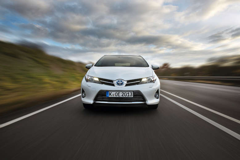 Toyota Auris Hybrid, Front, 2013, Foto: Toyota