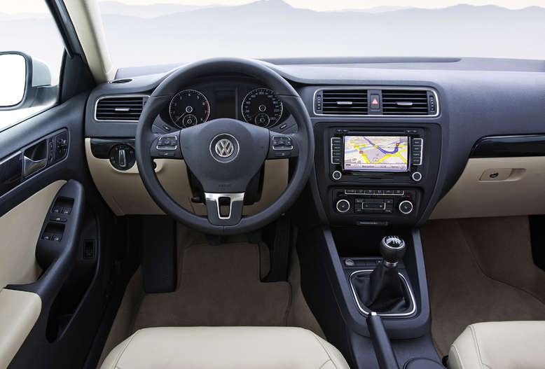 VW Jetta, Innenraum / Cockpit, 2011, Foto: Volkswagen