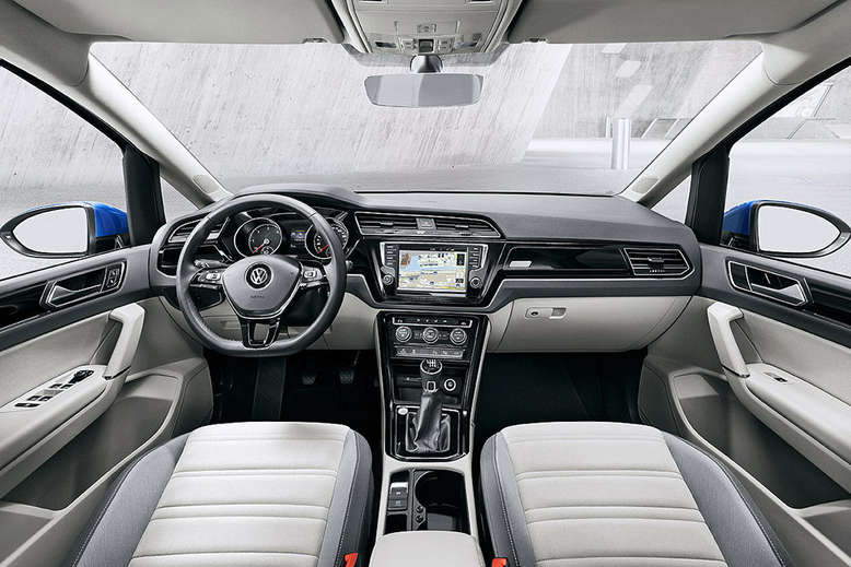 VW Touran, Innenansicht, Cockpit, 2015, Foto: VW