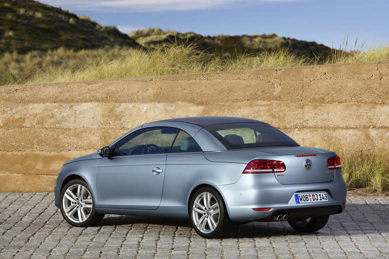 VW Eos, mit geschlossenem Dach, 2011, Foto: Volkswagen