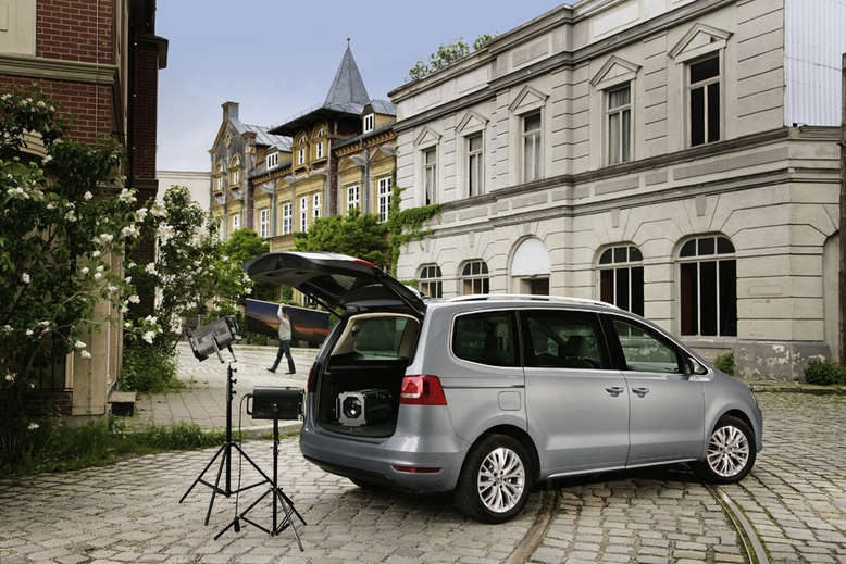 VW Sharan, Laderaum, geöffnete Heckklappe, 2010, Foto: Volkswagen