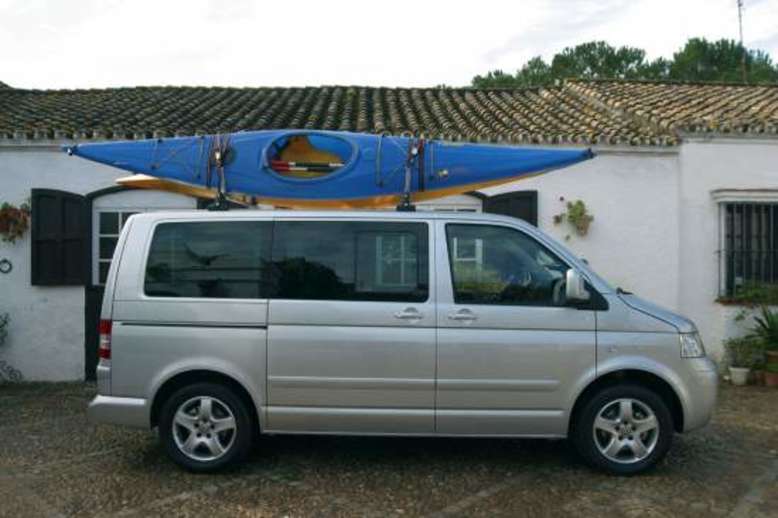 VW Multivan, mit Dachgepäckträger,  2007, Foto: Volkswagen