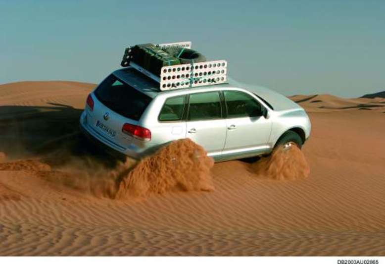 VW Touareg I, in der Wüste, 2008, Foto: Volkswagen