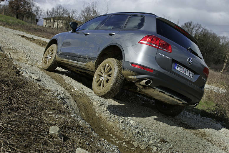 VW Touareg, im Geländeeinsatz, 2010, Foto: Volkswagen