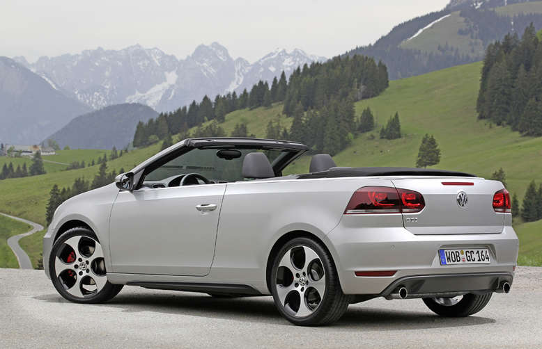 Volkswagen Golf GTI Cabriolet, 2012