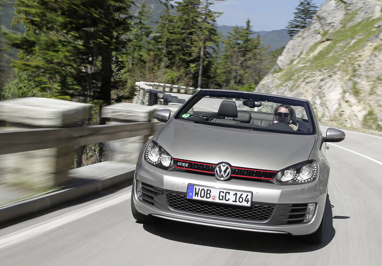 Volkswagen Golf GTI Cabriolet, 2012