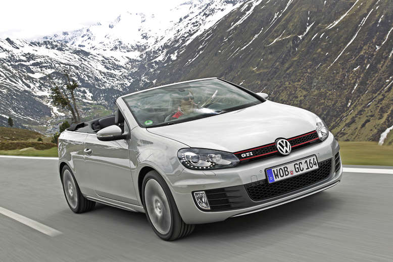 Volkswagen Golf GTI Cabriolet, 2012