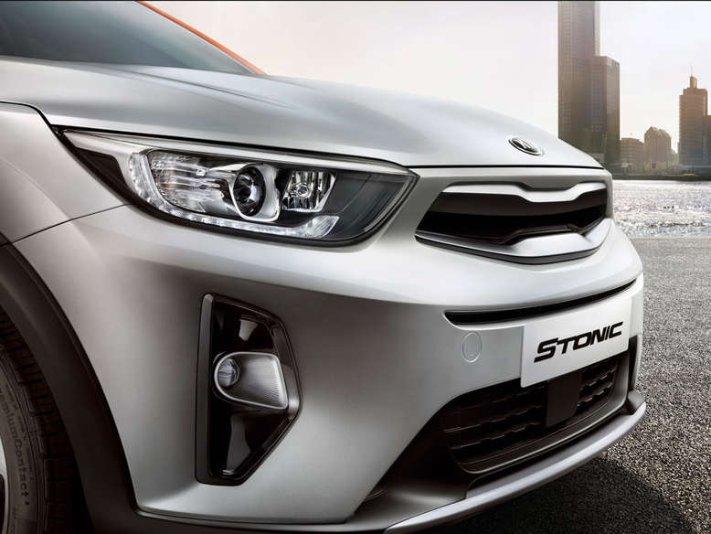 Kia Stonic, Front