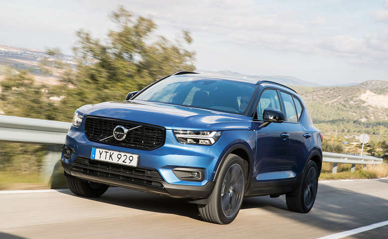 Volvo XC40, Front