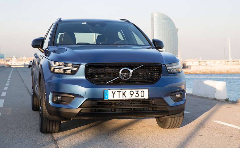 Volvo XC40, Front