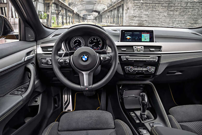 BMW X2, Innenraum / Cockpit