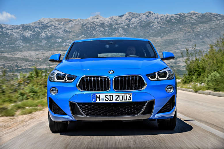 BMW X2, Front