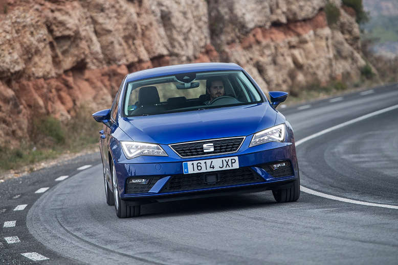 Seat Leon, Front, Fahrtaufnahme