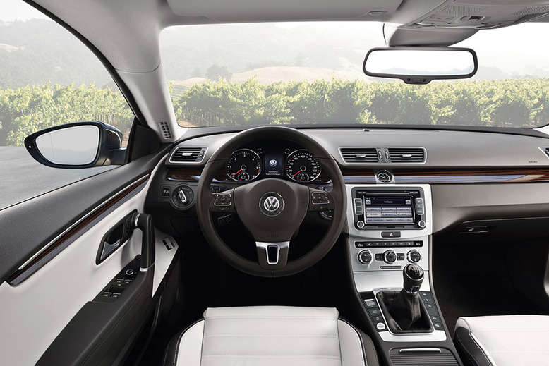 VW CC, Cockpit