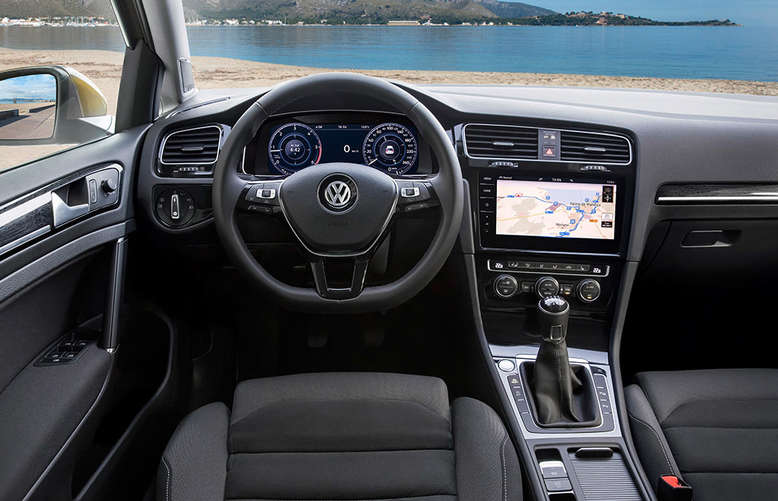 VW Golf, Cockpit