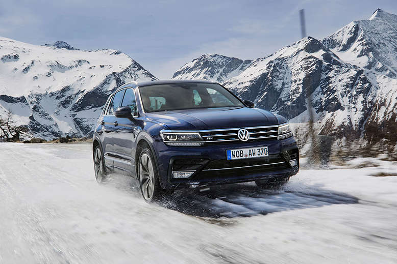 VW Tiguan, Front, Fahrtaufnahme