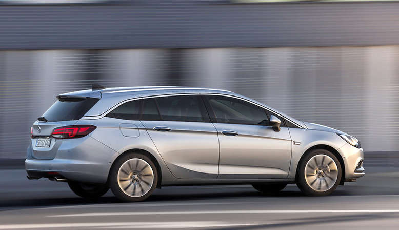 Opel Astra Sports Tourer, Seitenansicht