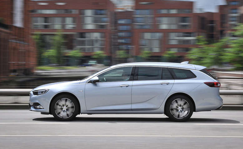 Opel Insignia Sports Tourer, Seitenansicht