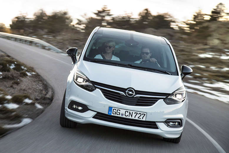 Opel Zafira, Front