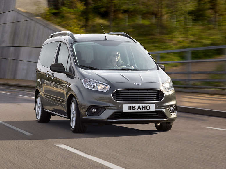 Ford Tourneo Courier, Front