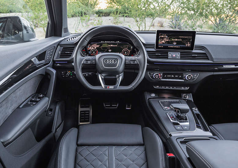 Audi Q5, Cockpit