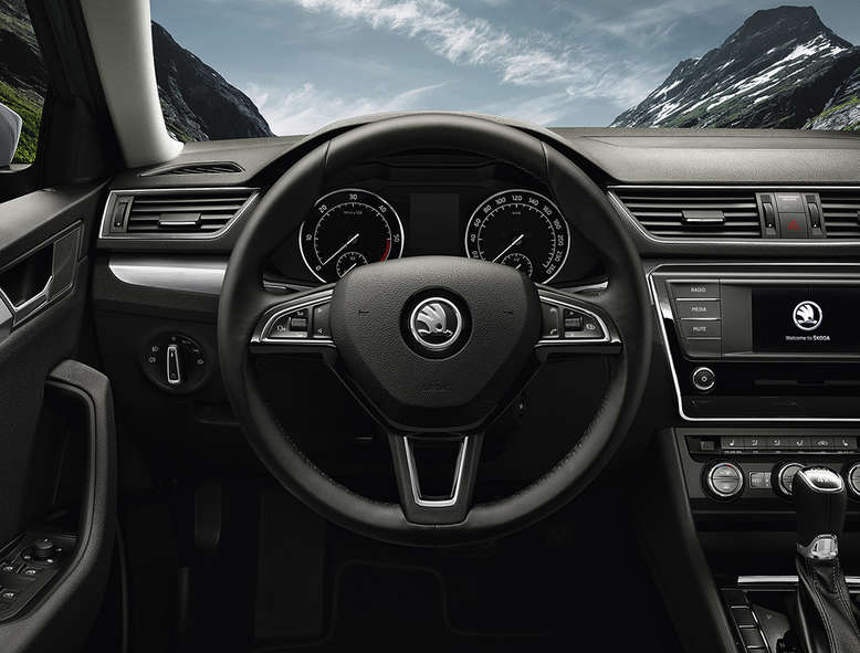 Skoda SuperB Kombi, Cockpit