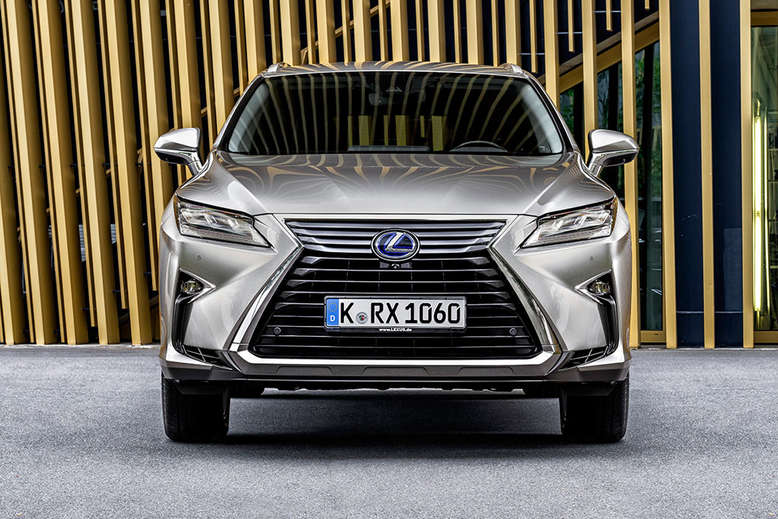 Lexus RX-L 450h, Front