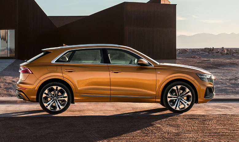 Audi Q8, Seitenansicht