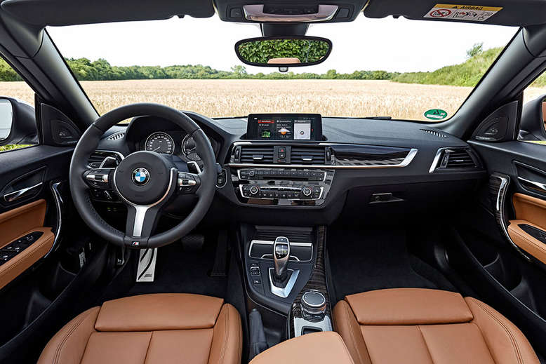 BMW 2er Cabrio, Cockpit