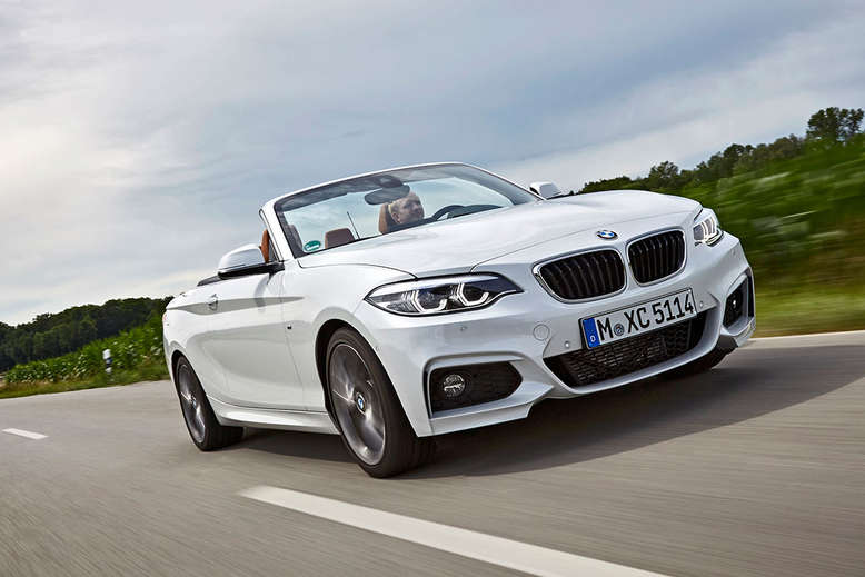 BMW 2er Cabrio, Fahrtaufnahme