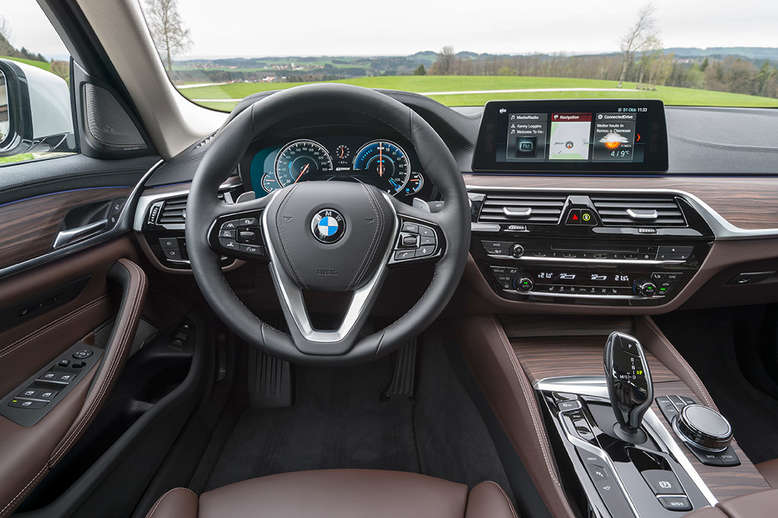 BMW 5er Limousine, Cockpit