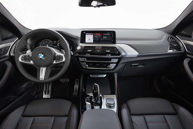 BMW X4, Cockpit