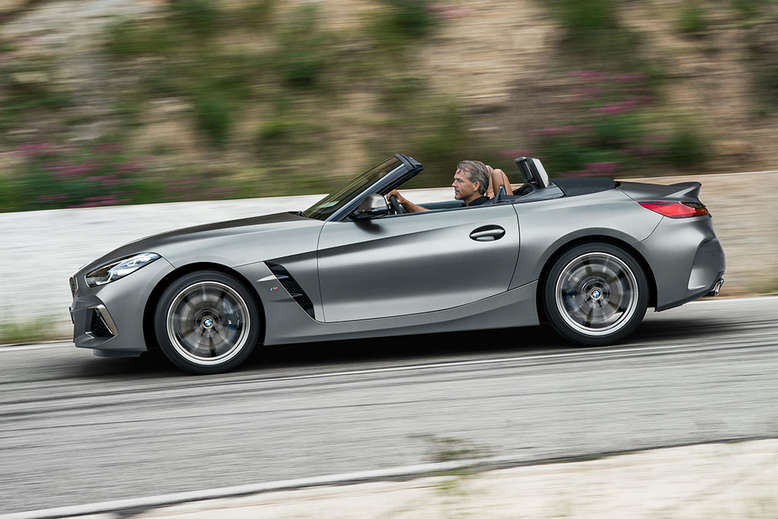 BMW Z4 Roadster, Fahrtaufnahme, Seitenansicht