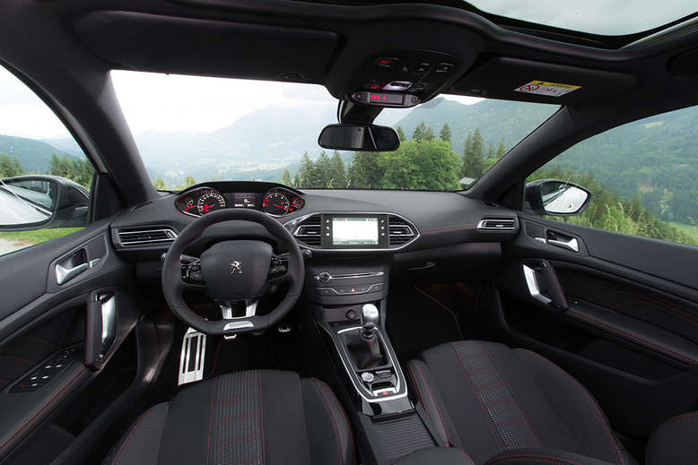 Peugeot 308 GT-Line, Cockpit