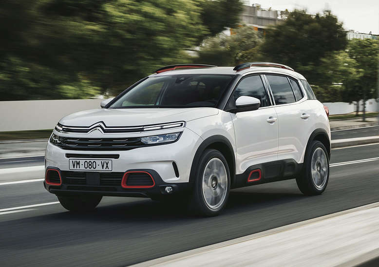 Citroen C5 Aircross. Fahrtaufnahme