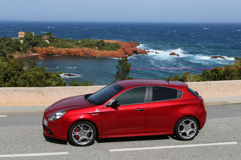 Alfa Romeo Giulietta Quadrifoglio Verde, Setenansicht, 2014, Foto: Alfa Romeo