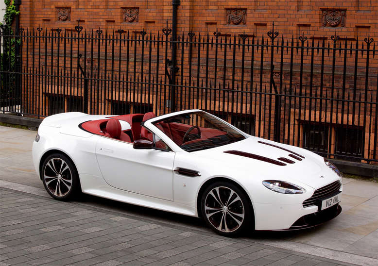 Aston Martin V12-Vantage Roadster, Seitenansicht, 2012, Foto: Aston Martin