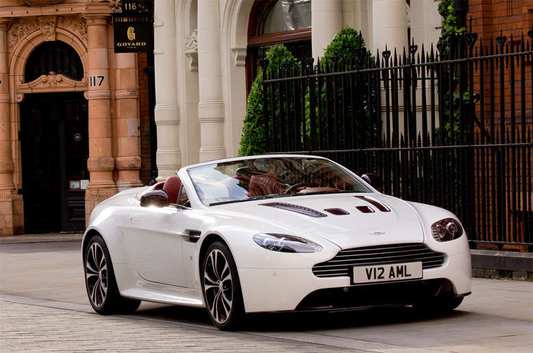 Aston Martin V12-Vantage Roadster, Frontansicht, 2012, Foto: Aston Martin