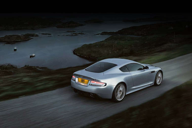 Aston Martin DBS, Coupé, Heckansicht, 2012, Foto: Aston Martin