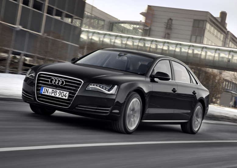 Audi A8 L hybrid, 2012