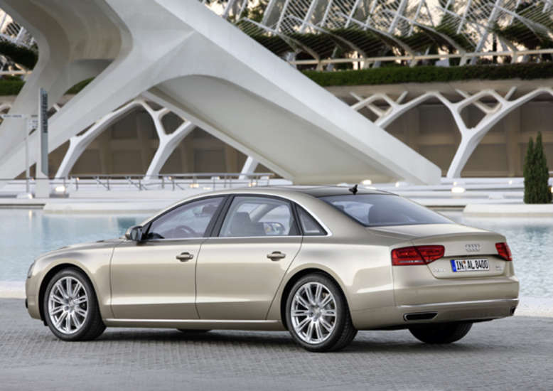 Audi A8 L W12 quattro, 2010