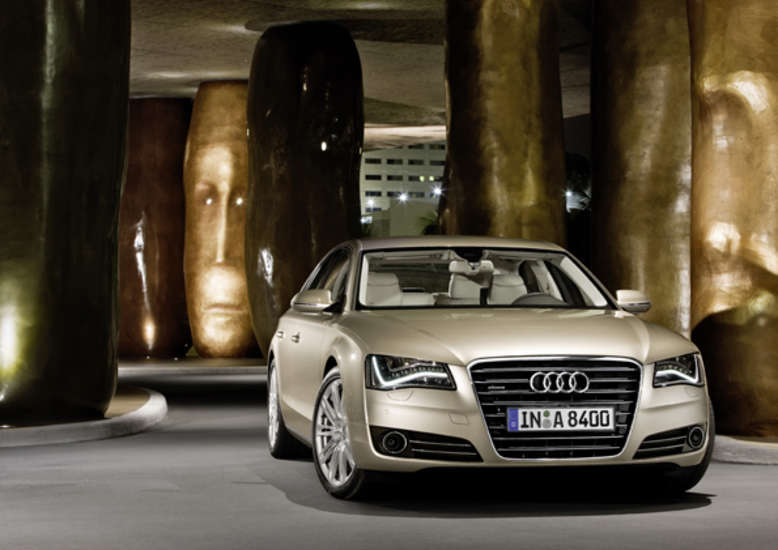 Audi A8, 2010