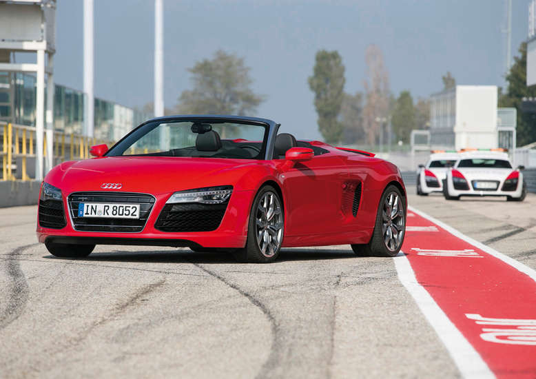 Audi R8 V10 Spyder, Frontansicht, 2012, Foto: Audi