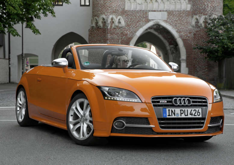 Audi TT Roadster, 2011